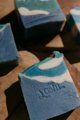 Picture of Aqua Luxury Cold Process Soap